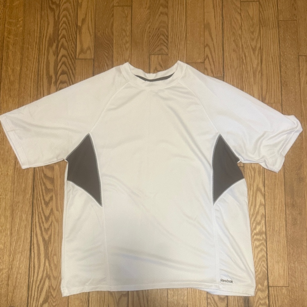 Reebok Men's White Tee with Dark Gray Accents